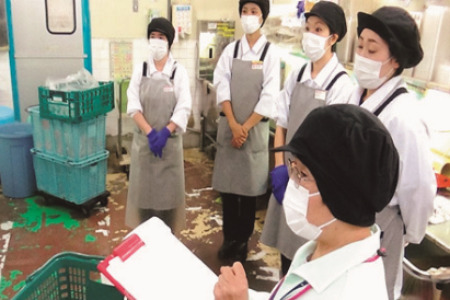 店舗での品質ミーティングの様子